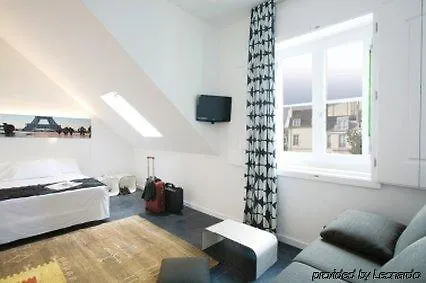Hotel Maxim Folies Paris
