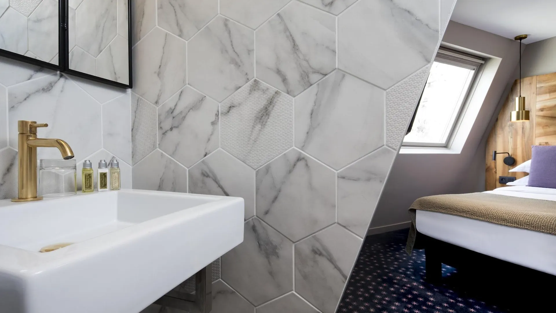 Hotel Maxim Folies Paris