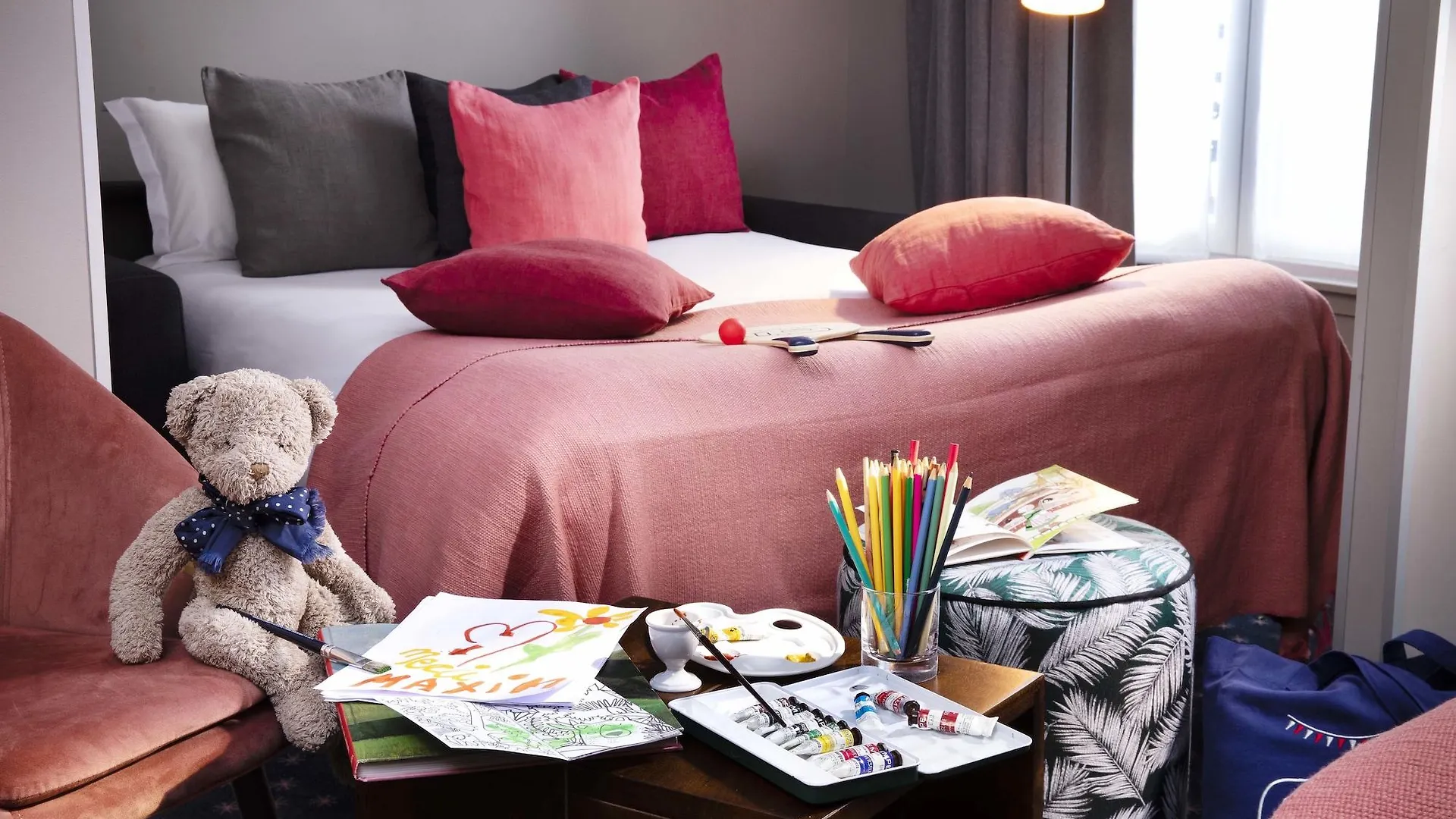 Hotel Maxim Folies Paris