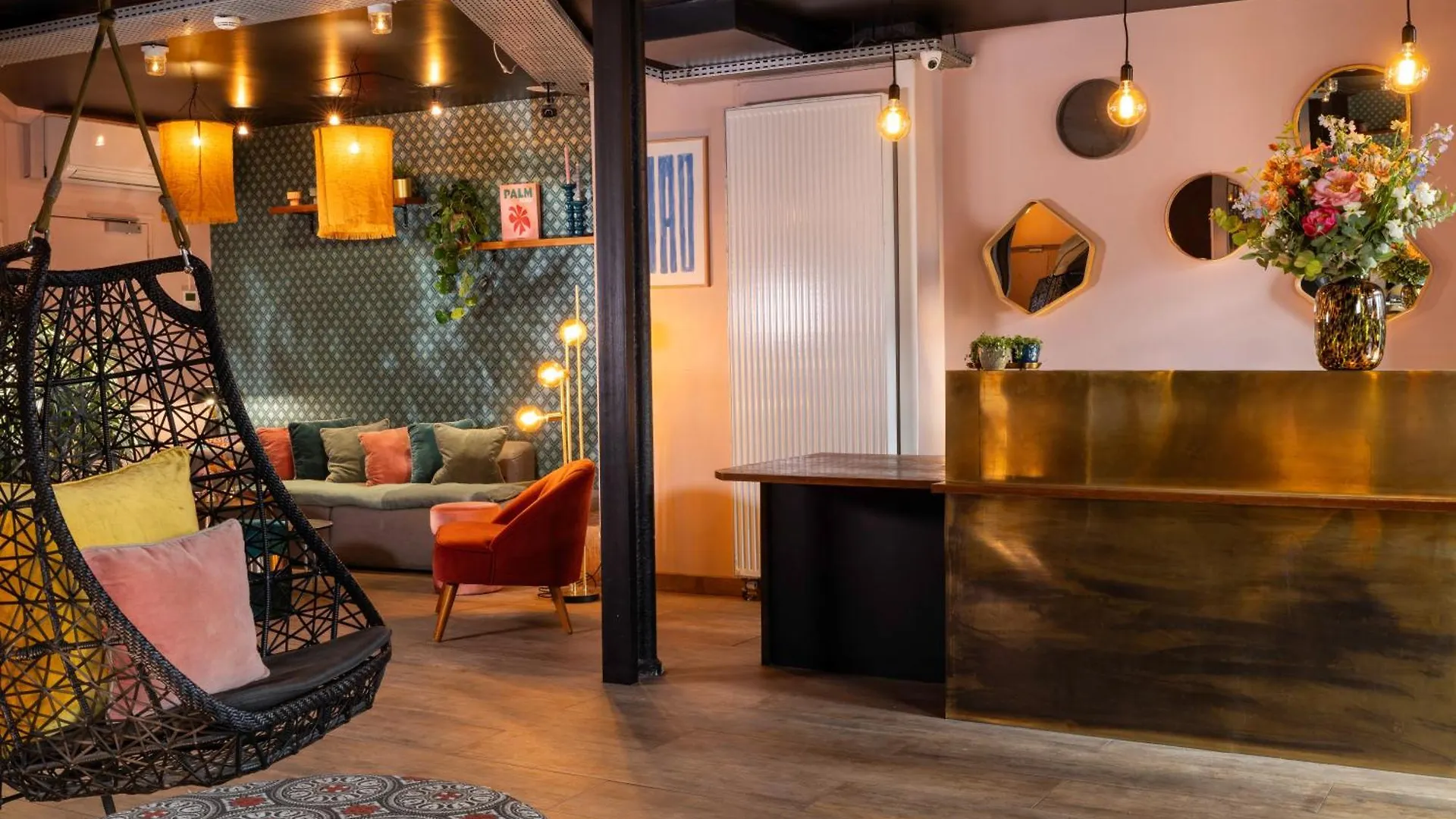 Hotel Maxim Folies Paris 3*,  Frankrike